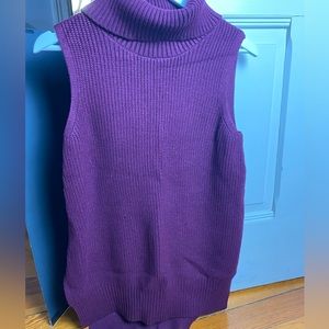 Loft sleeveless sweater turtle neck size small